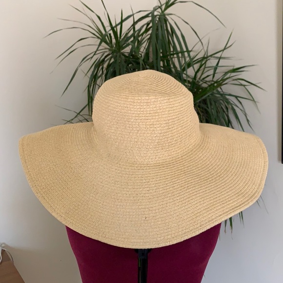 J Crew straw beach hat
